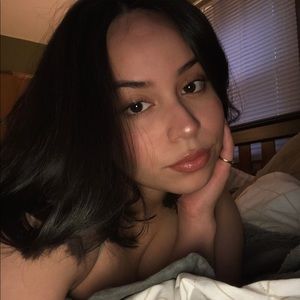 Meet your Posher, Bea